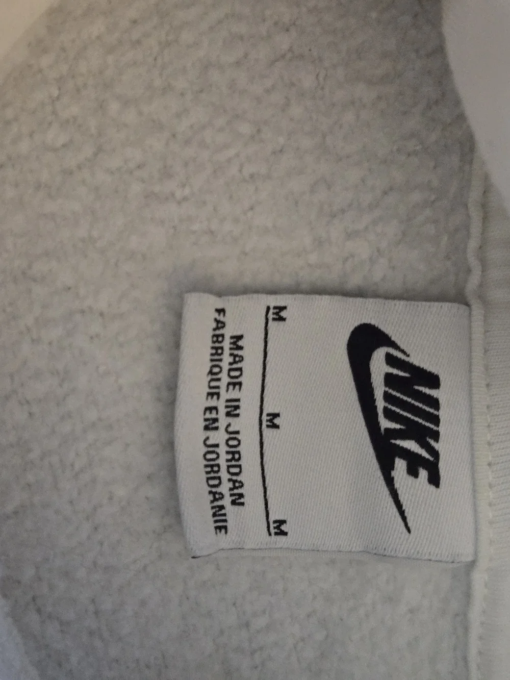 Nike Men’s White Pullover Hoodie